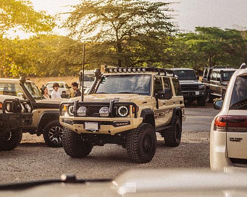 FOR SALE VEHICLES gallery image